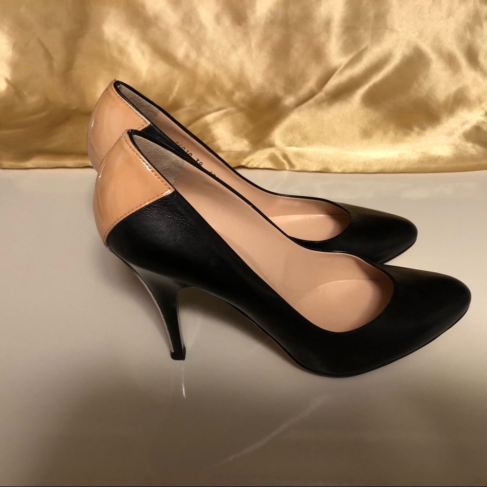 ESCADA - Picture 3 of 4